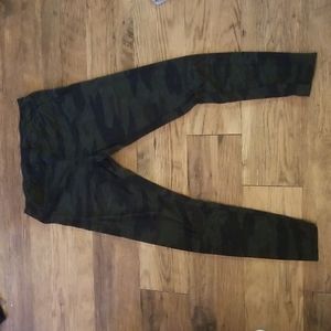 Camo leggins